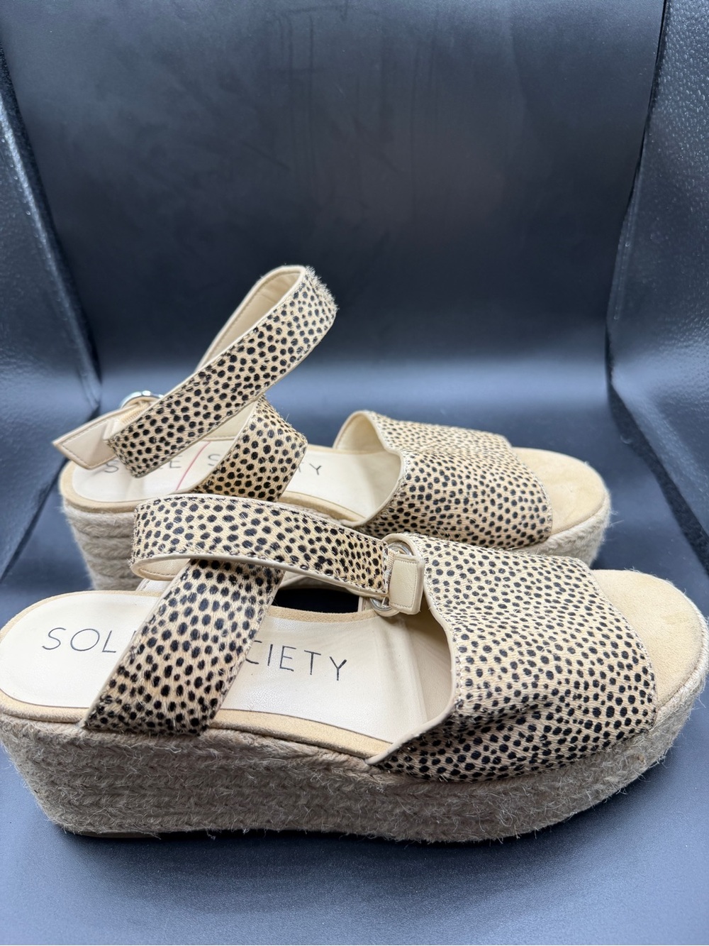 Solo society Women’s  Leopard Espadrille Platform Sandals - Tan/Black